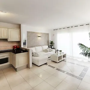 https://tenerife-south-ocean-golf.in-canary-islands.com