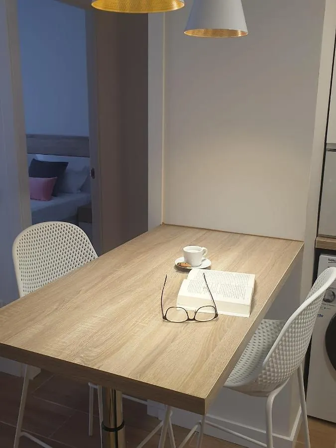 Maxx Apartamento سالو شقة
