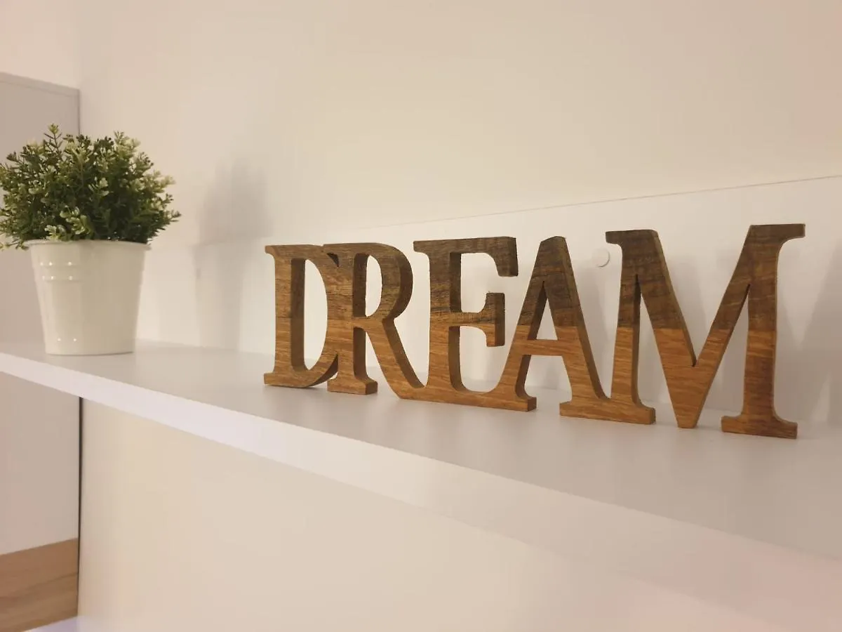 Maxx Apartamento سالو شقة
